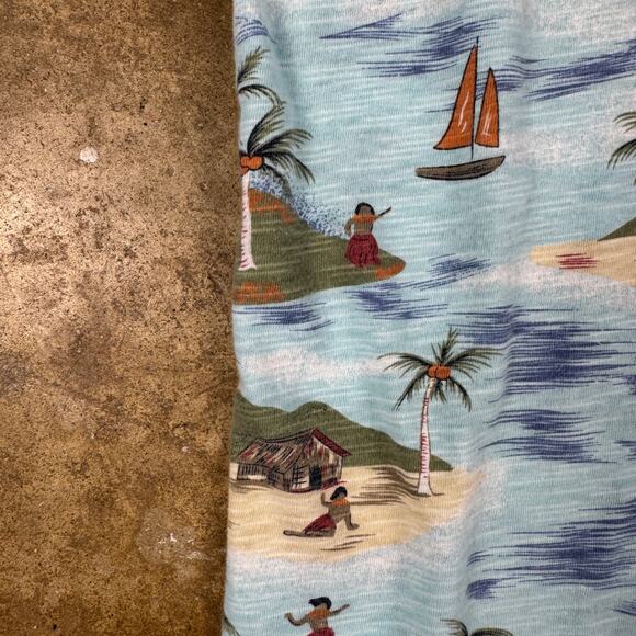 Levi’s Hawaiian Pocket T-Shirt Men’s Medium Blue Island Print Surfer Aloha Top - Picture 3 of 8